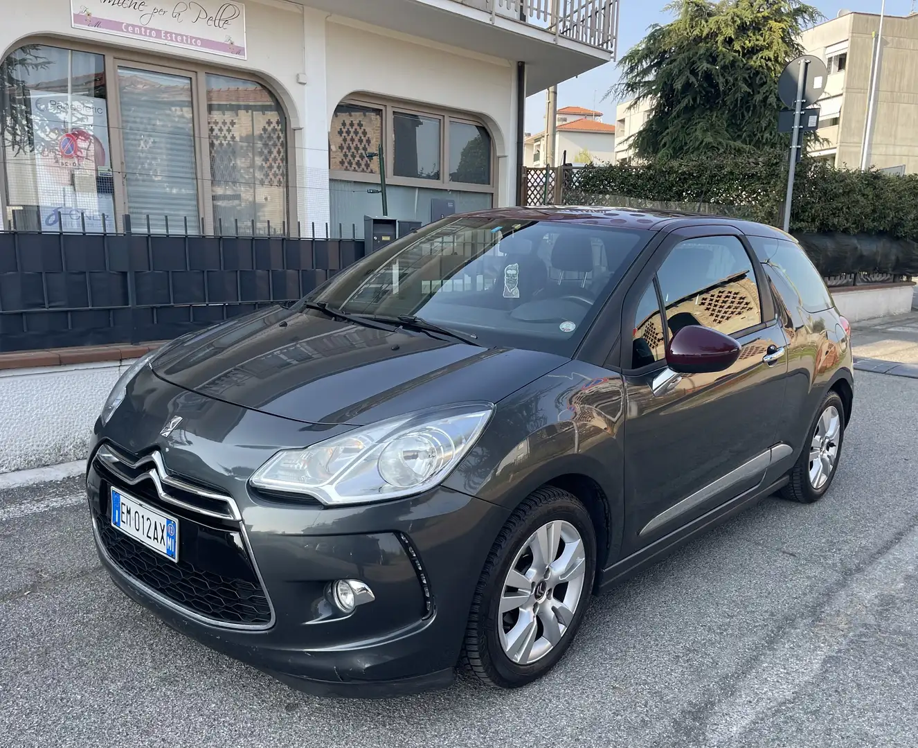 Citroen DS3 DS3 1.4 hdi Just Black 70cv Noir - 1