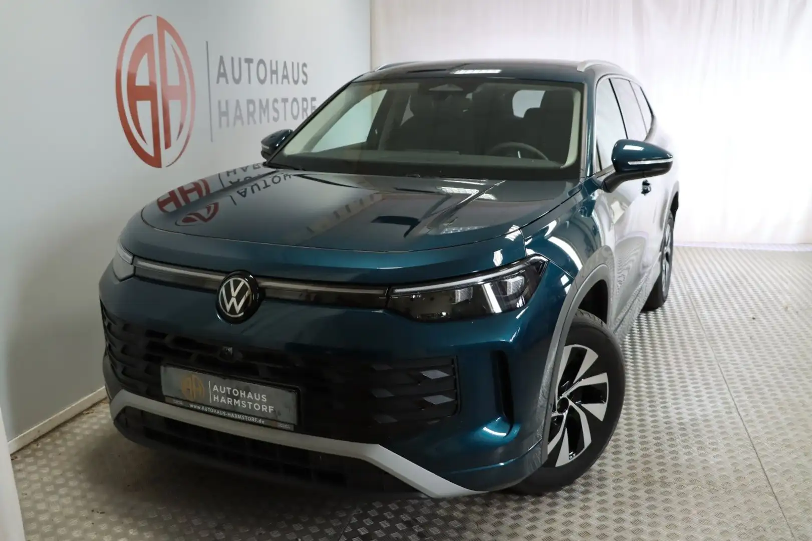 Volkswagen Tayron 1.5 eTSI 7-Sitze 360 Grad AHK Navi Blauw - 1