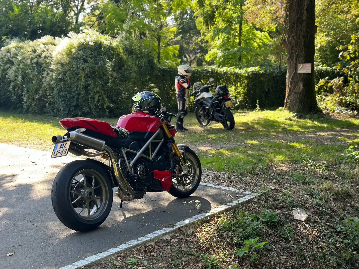 Ducati Streetfighter 1098S Red - 2