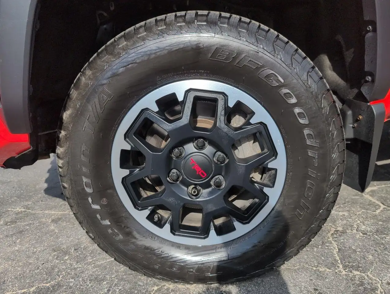 Toyota Tacoma снимка Toyota Tacoma