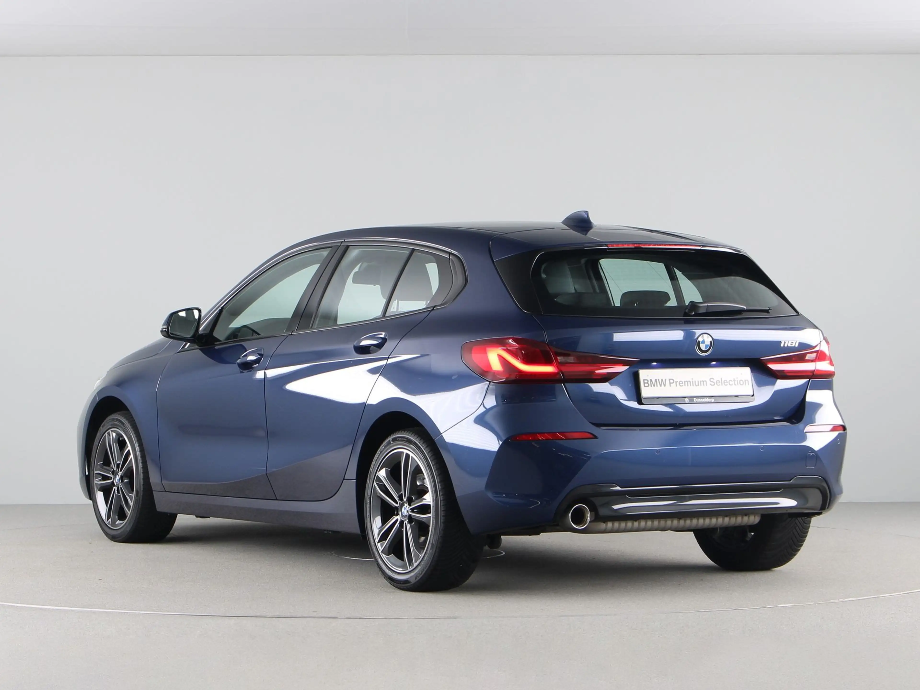 BMW 118 1Serie 118i Sport Line — photo 11
