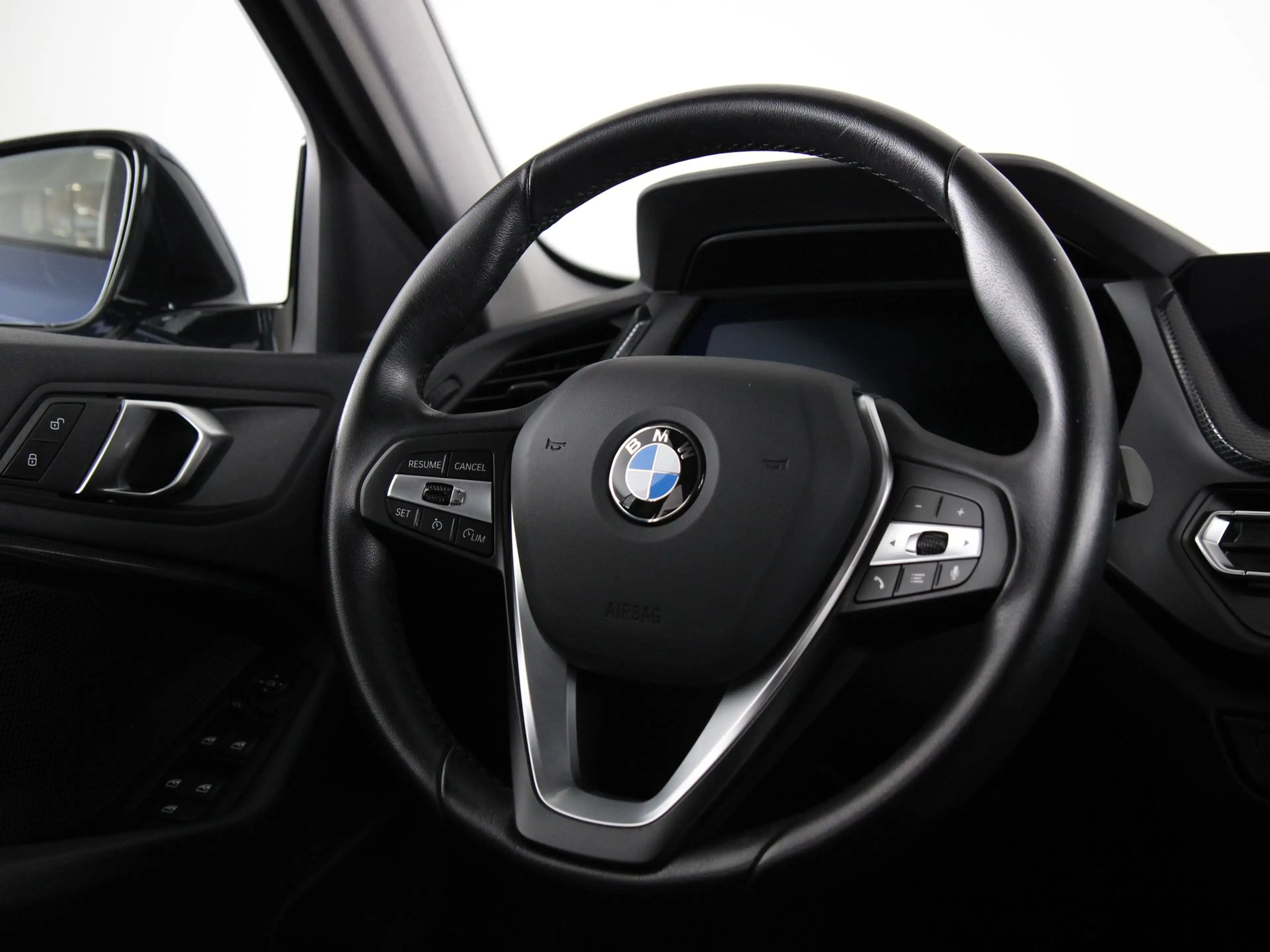 BMW 118 1Serie 118i Sport Line — photo 2