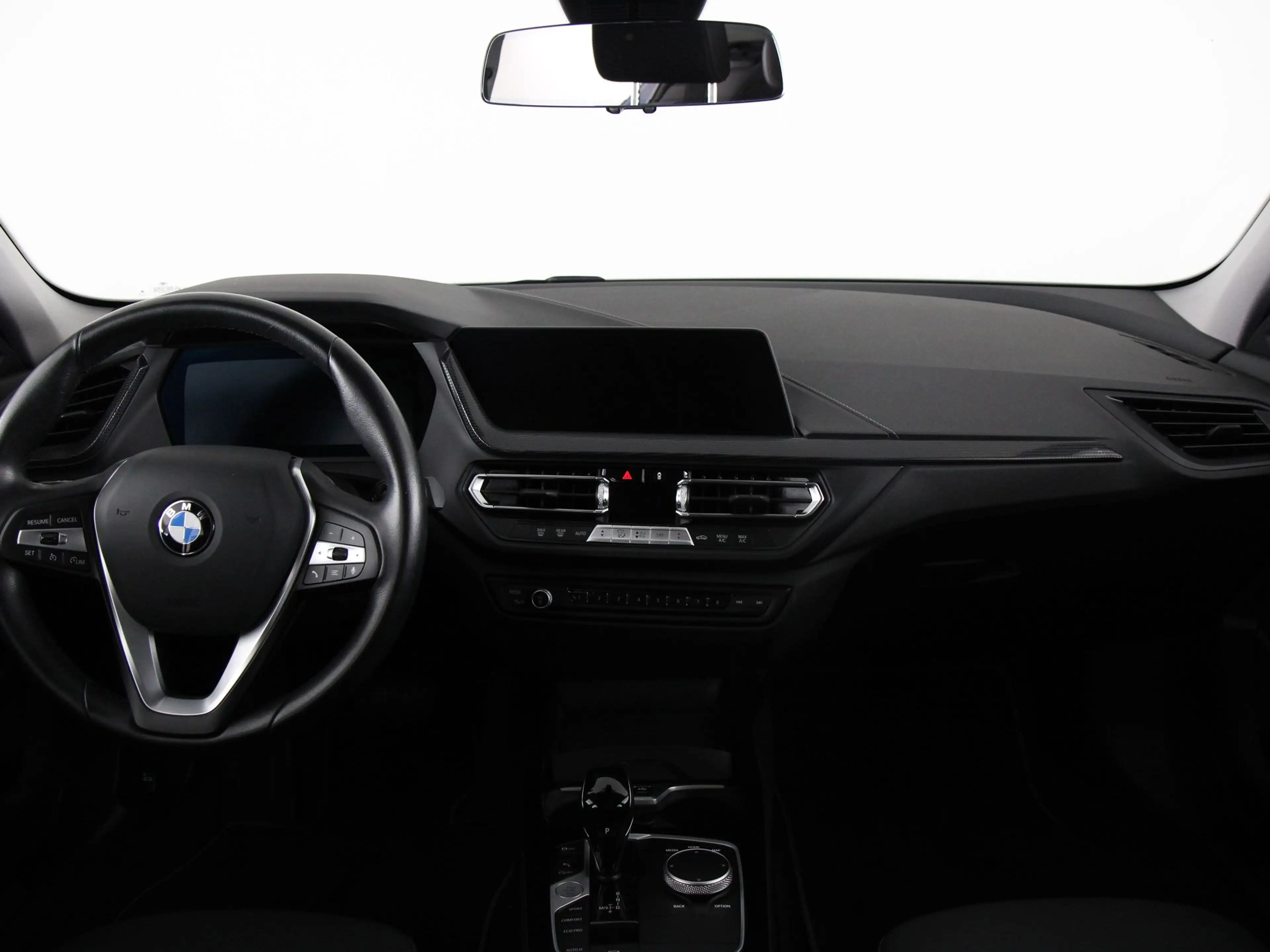 BMW 118 1Serie 118i Sport Line — photo 13