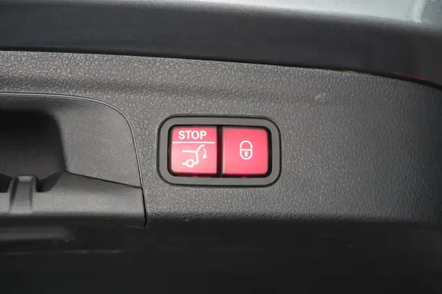 Mercedes-Benz Gle Class view 11