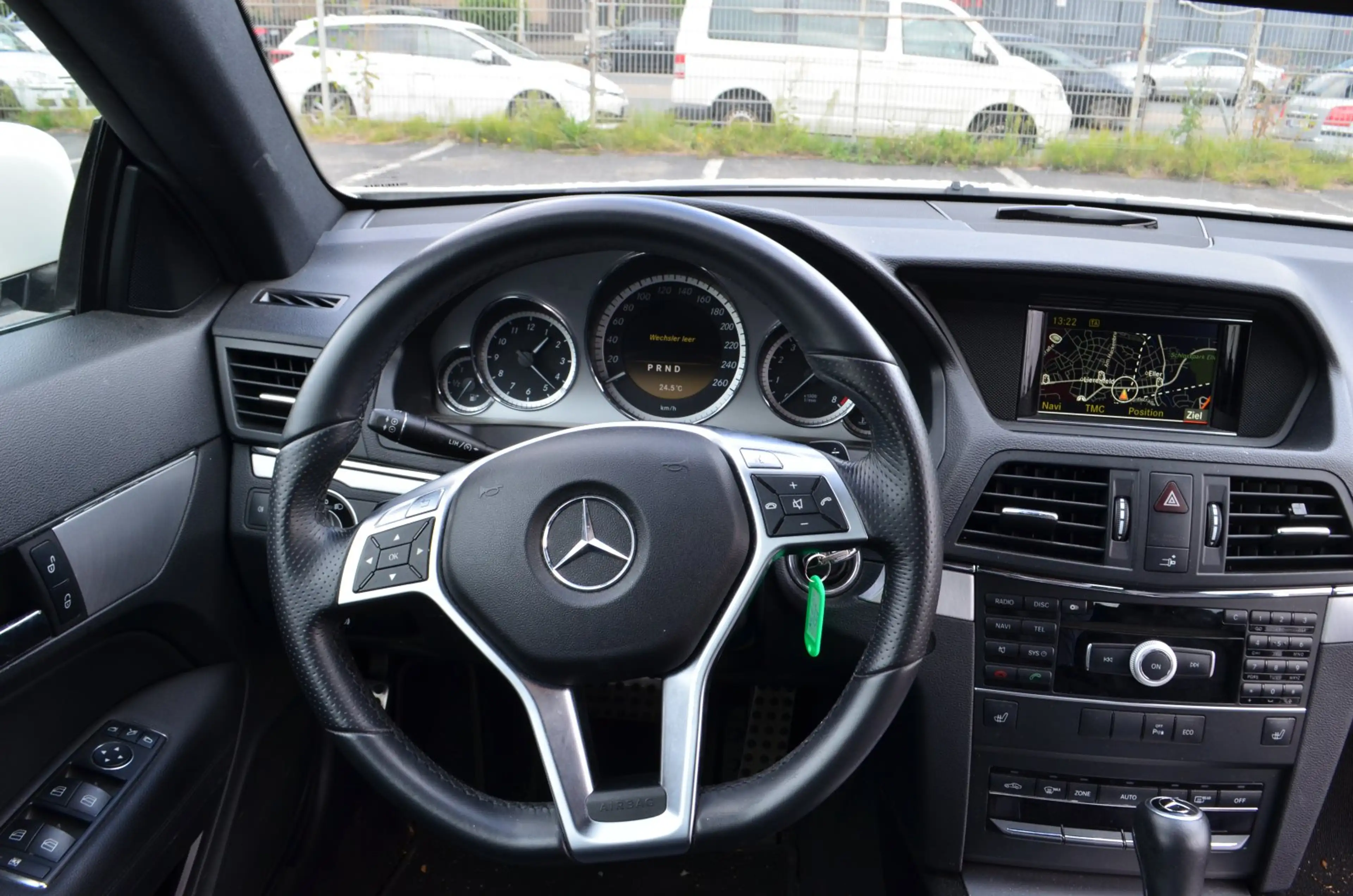 Mercedes-Benz E 250 Coupe AMG — photo 10