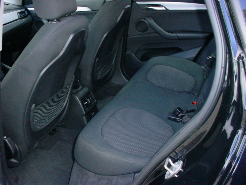 BMW X1 xDrive25e *PDC*Navi*18"Alu*DAB*Kamera — photo 6
