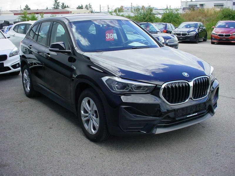 BMW X1 xDrive25e *PDC*Navi*18"Alu*DAB*Kamera — photo 3