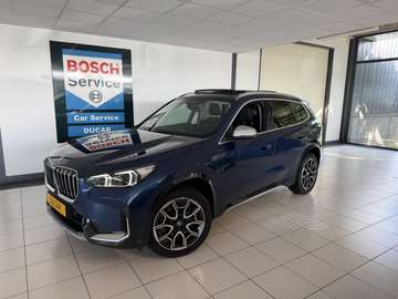 xDrive30e 327 PK Panoramadak / Leer / HUD / Trekha