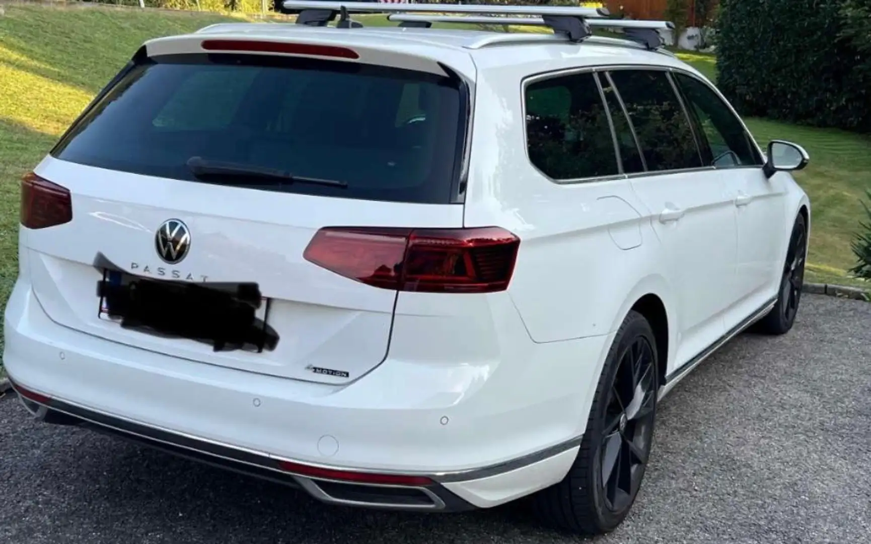 Volkswagen Passat Variant Passat Variant Elegance 2,0 SCR TDI 4Motion DSG Elegance Weiß - 2
