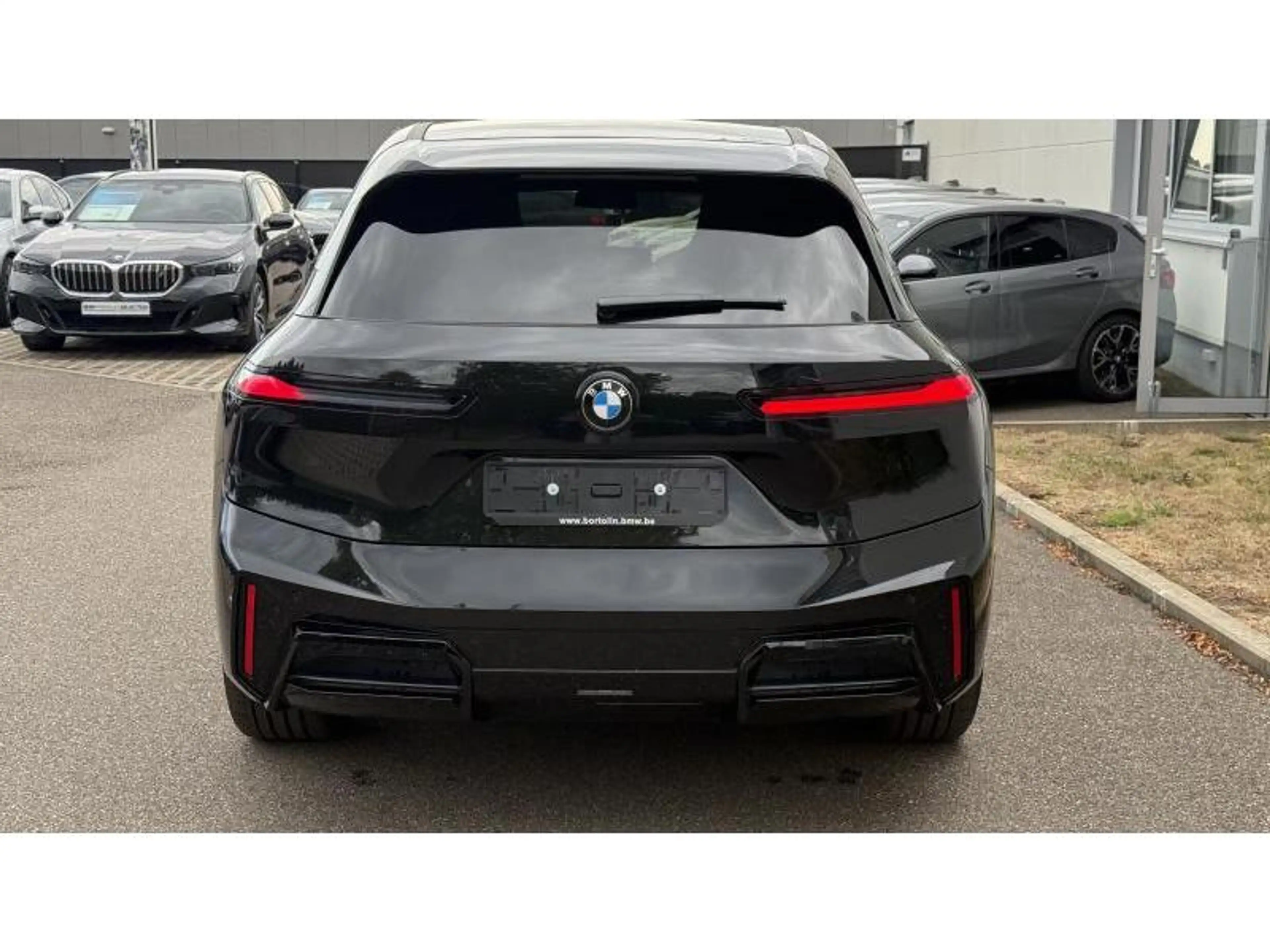 BMW iX xDrive 60 M Sport Pack Pro Attache Remorque Toit P — photo 4
