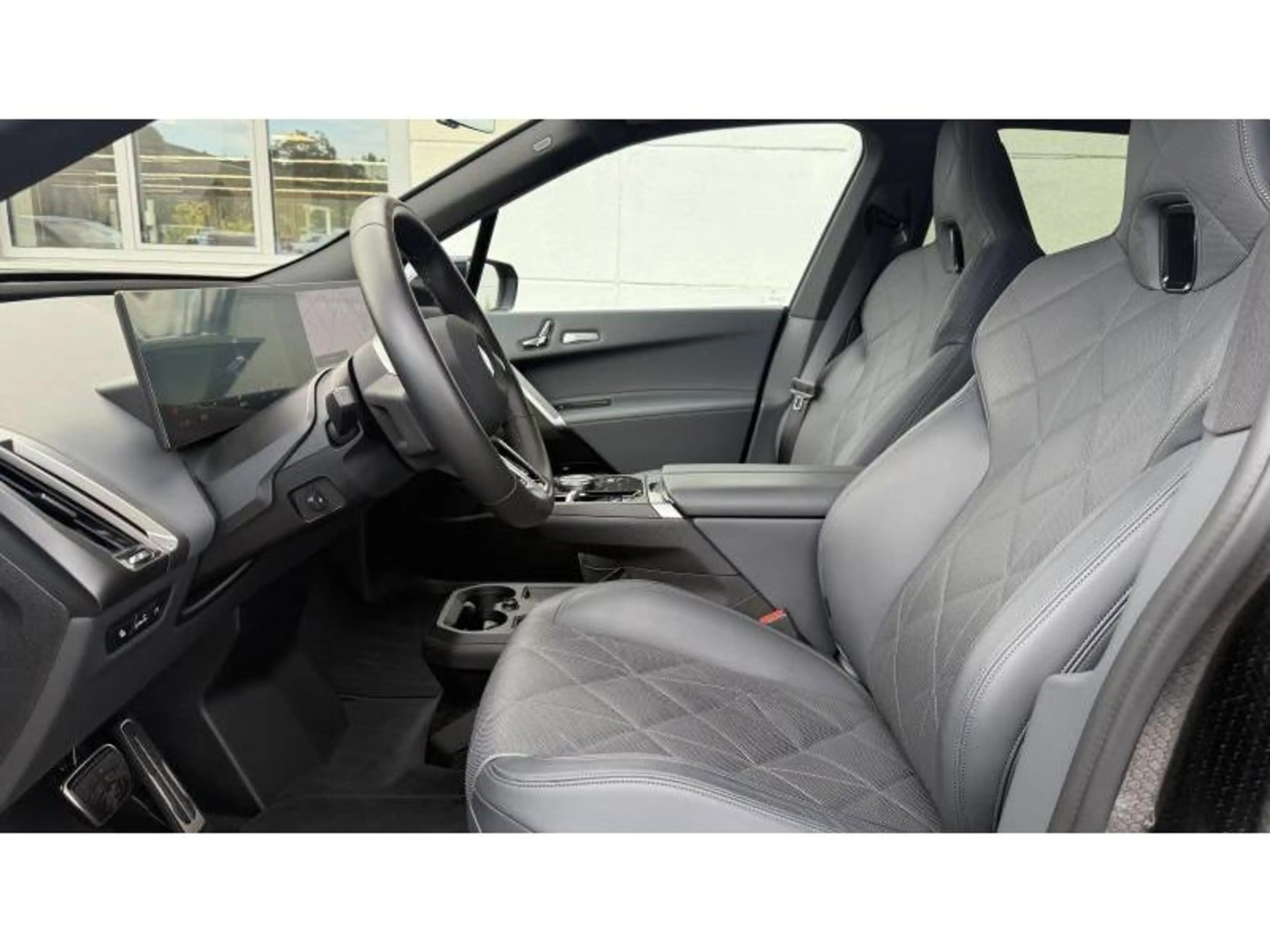 BMW iX xDrive 60 M Sport Pack Pro Attache Remorque Toit P — photo 10