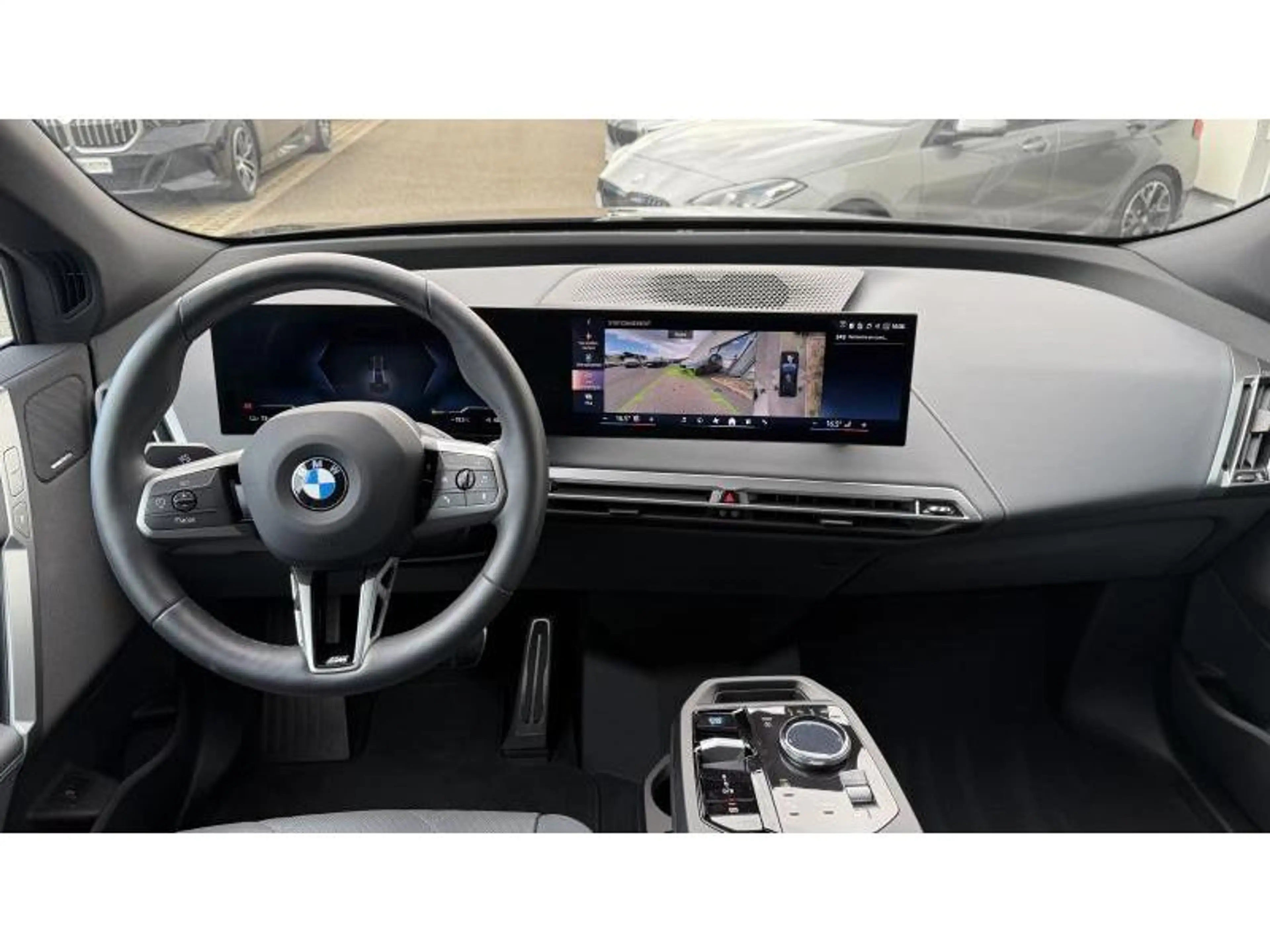 BMW iX xDrive 60 M Sport Pack Pro Attache Remorque Toit P — photo 7