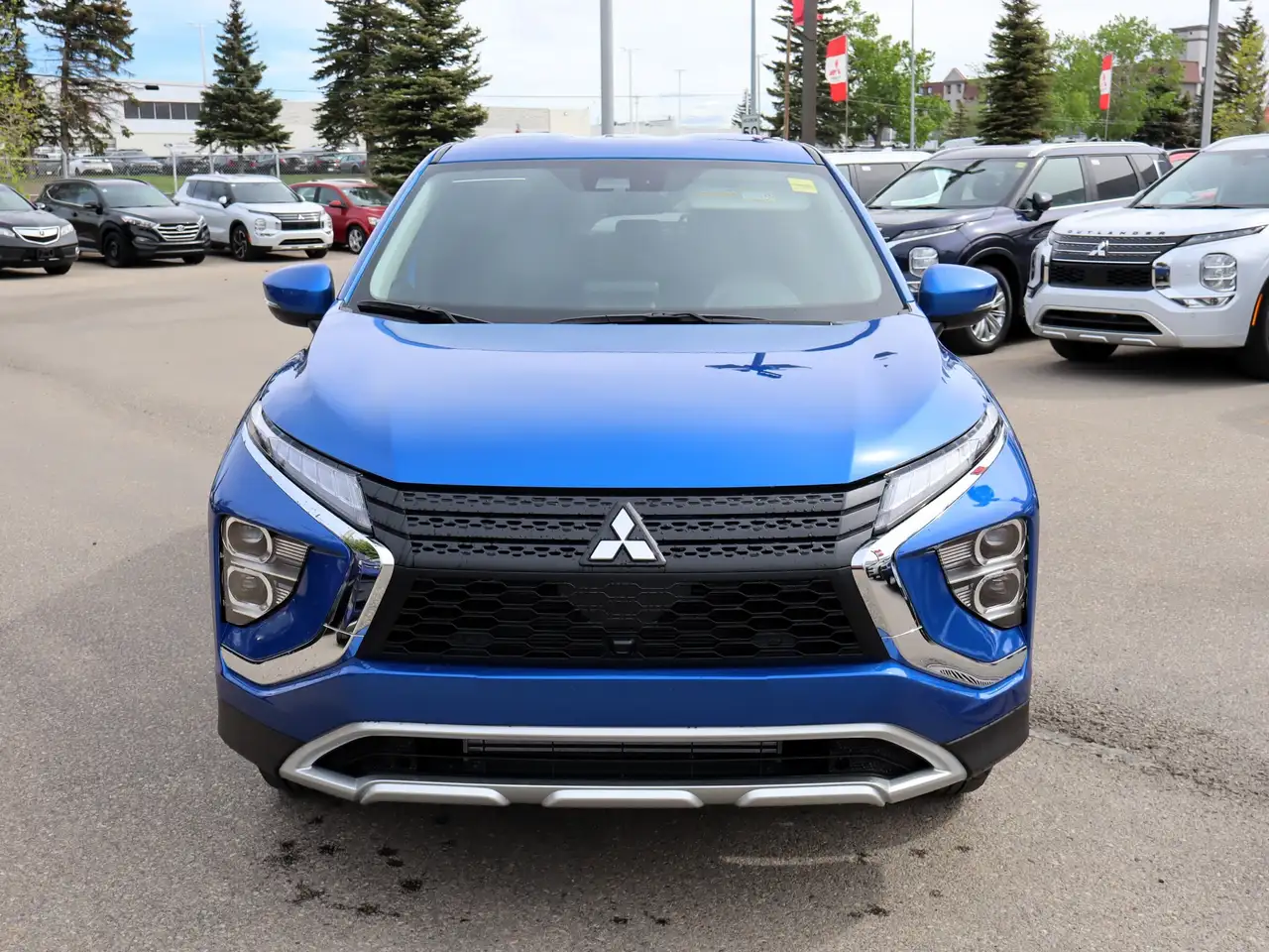 Mitsubishi Eclipse Cross снимка Mitsubishi Eclipse Cross