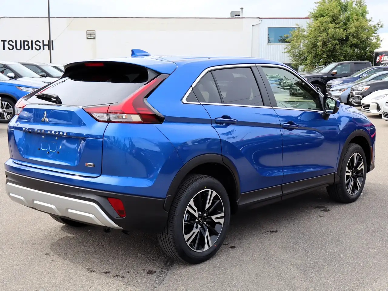 Mitsubishi Eclipse Cross снимка Mitsubishi Eclipse Cross