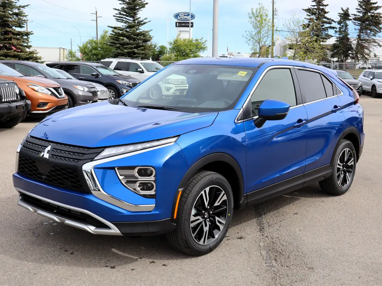 Mitsubishi Eclipse Cross снимка Mitsubishi Eclipse Cross