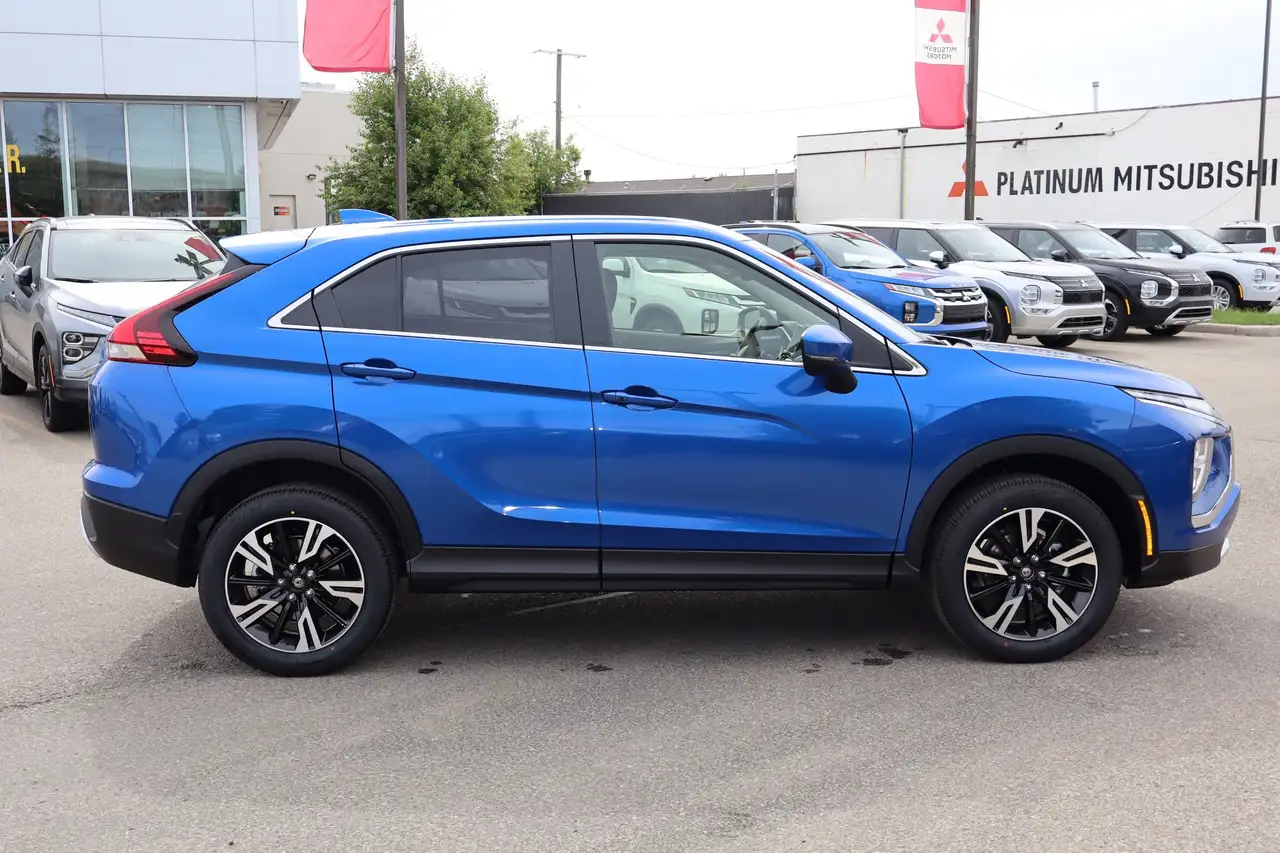 Mitsubishi Eclipse Cross снимка Mitsubishi Eclipse Cross