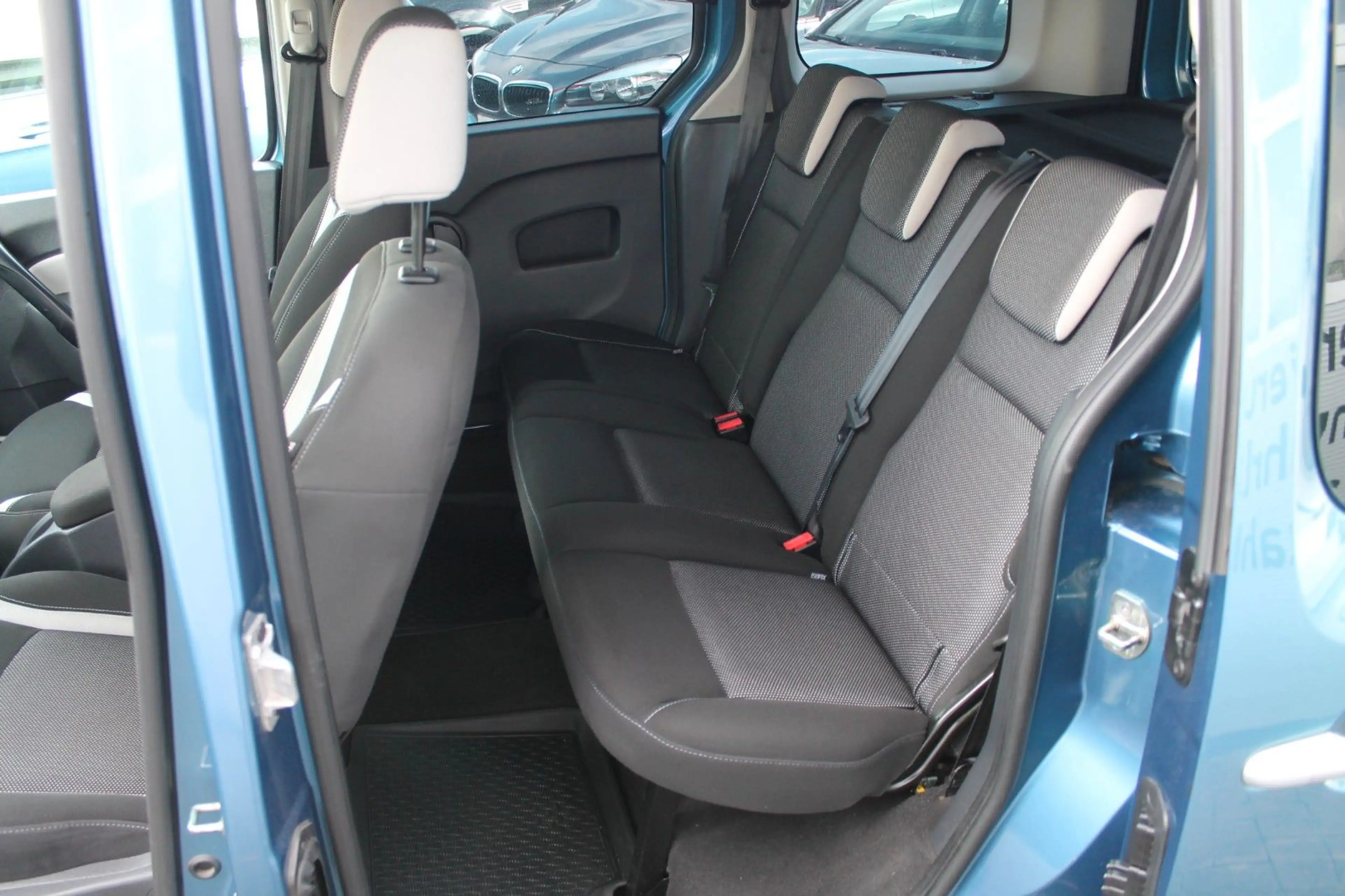 Renault Kangoo Paris *TÜV 08.2028* — photo 9