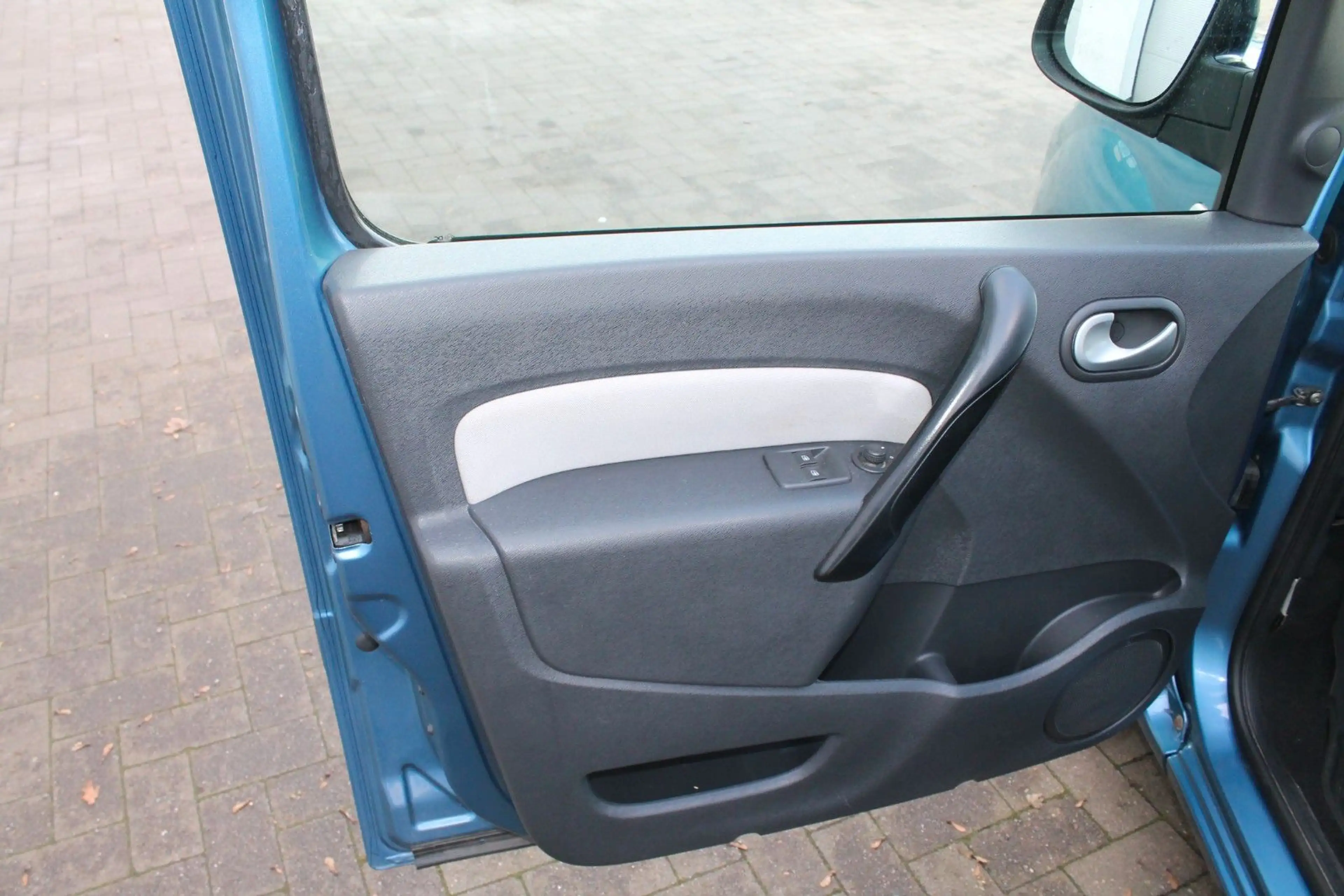 Renault Kangoo Paris *TÜV 08.2028* — photo 8