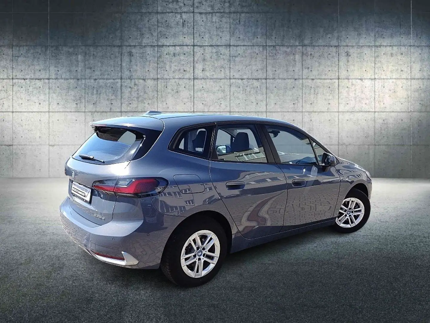 BMW 225 e xDrive AT,Pano,Navi,HUD,Komf.Zug,LED,AHK Gris - 2