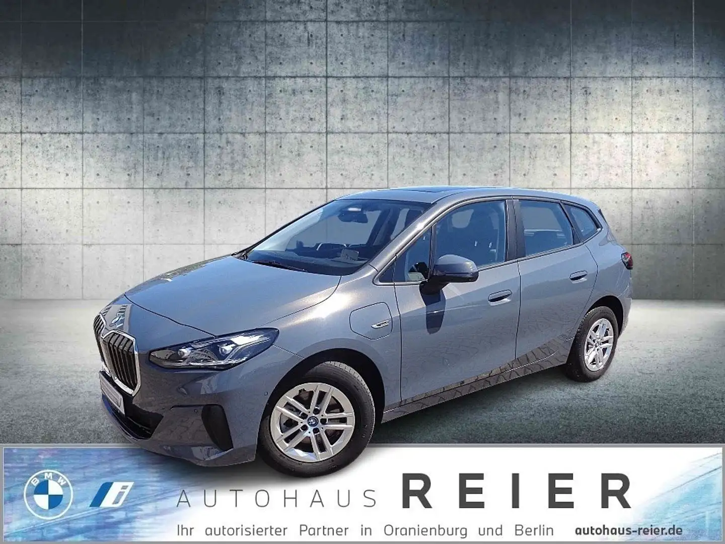 BMW 225 e xDrive AT,Pano,Navi,HUD,Komf.Zug,LED,AHK Gris - 1