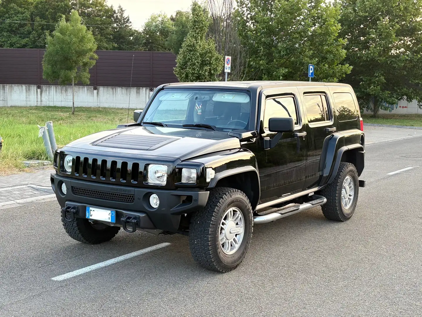 HUMMER H3 3.7 Luxury G.P.L / GANCIO TRAINO Nero - 1