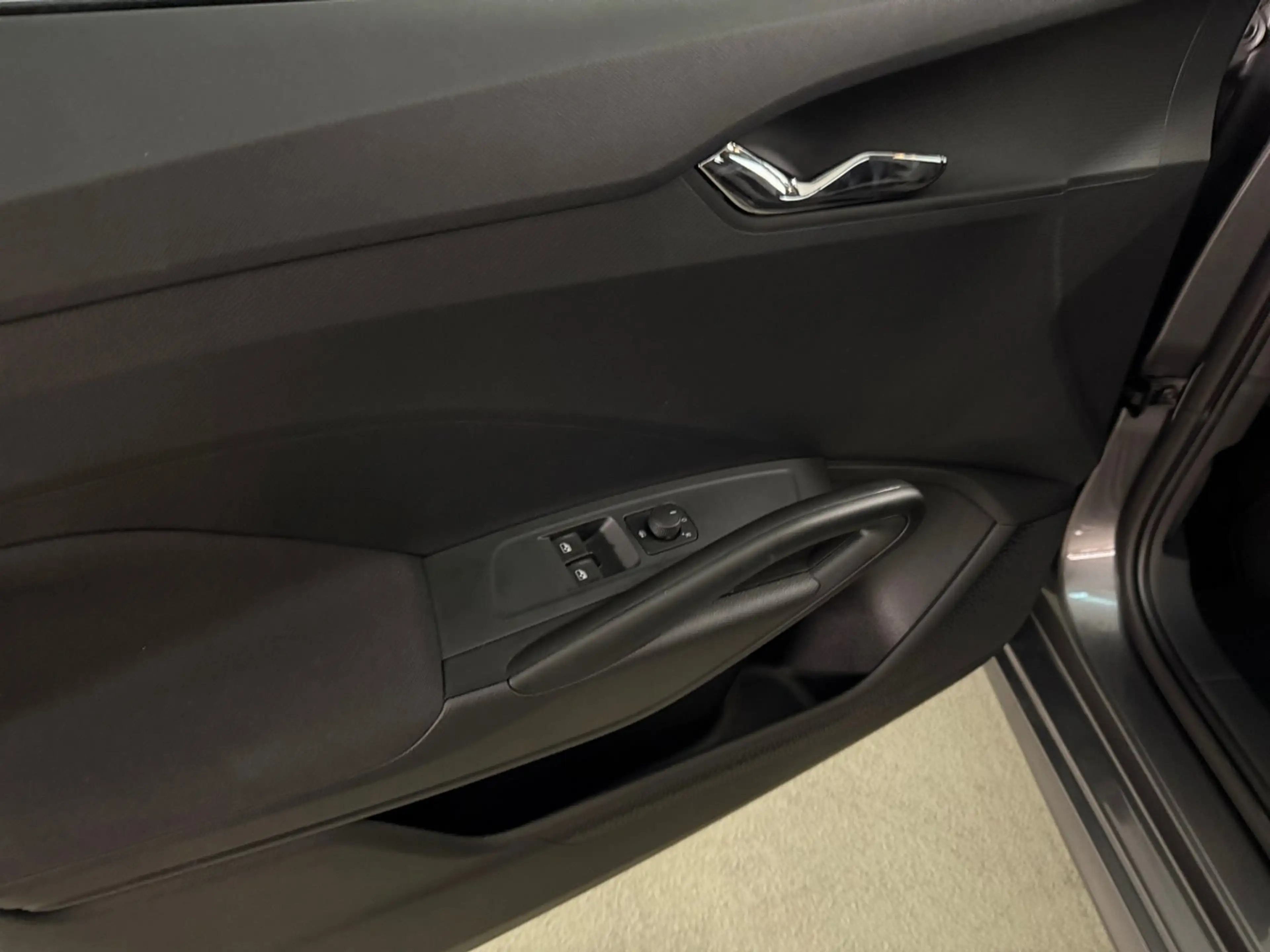 Skoda Fabia Essence — photo 11