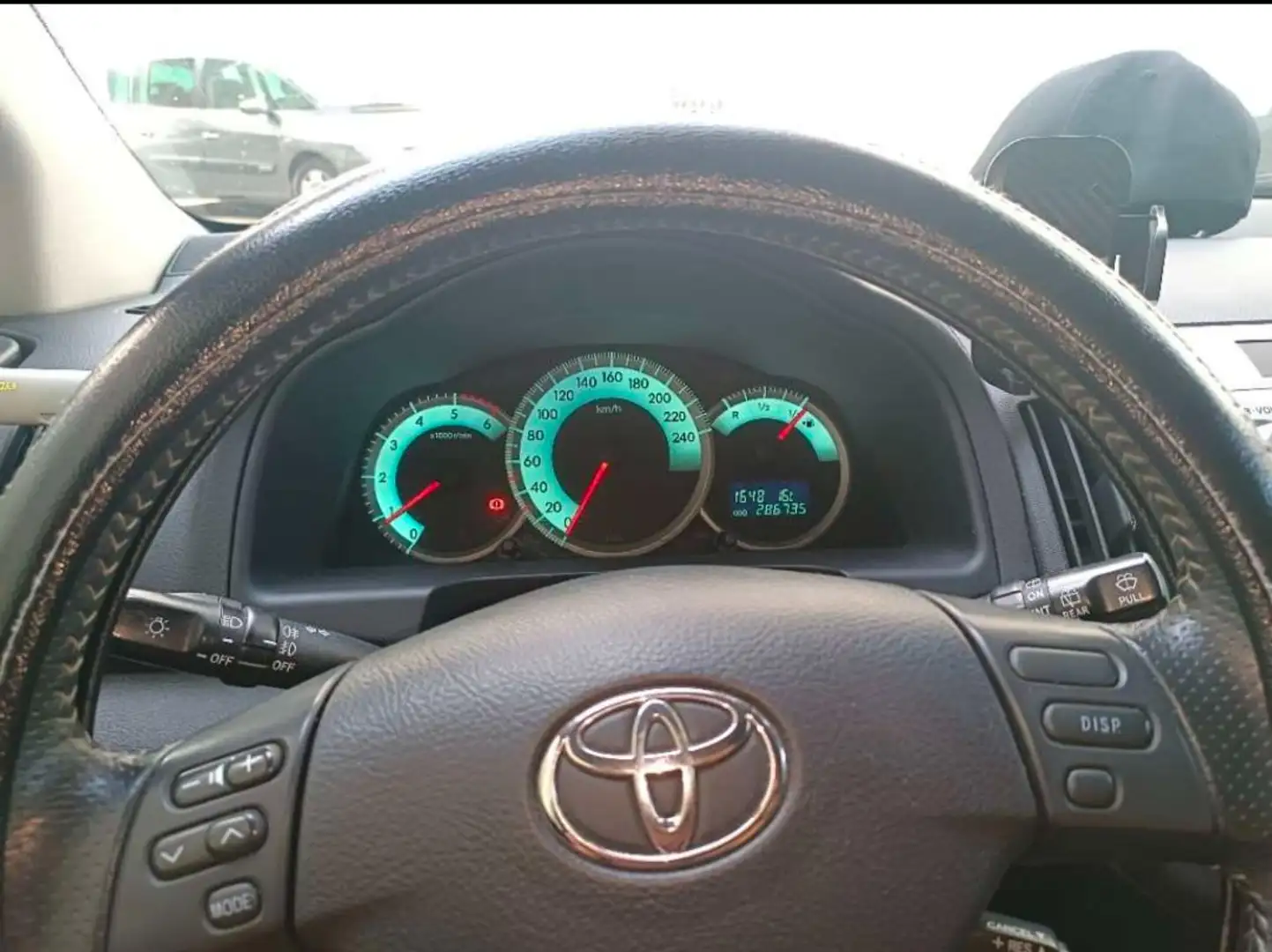 Toyota Corolla Corolla Kombi 2,0 D-4D 115 Sol Austria Sol Austria Ezüst - 2