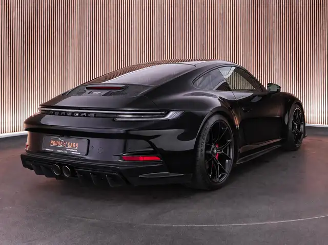 Porsche 911 view 2