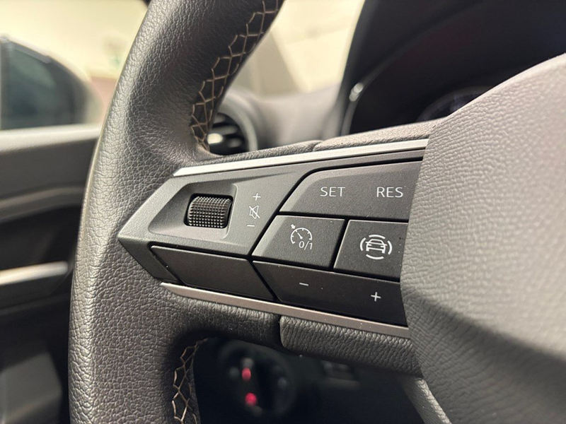 SEAT Arona 1.0Tsi Move — photo 14