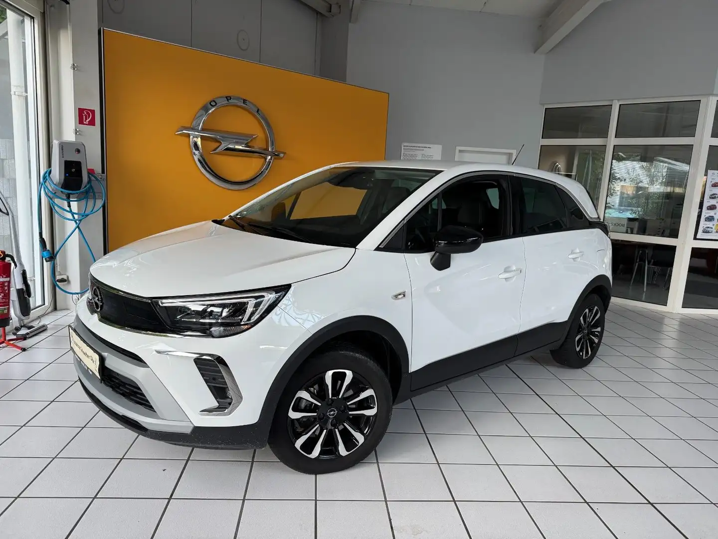 Opel Crossland X Enjoy Navi+LED+AHK Weiß - 1