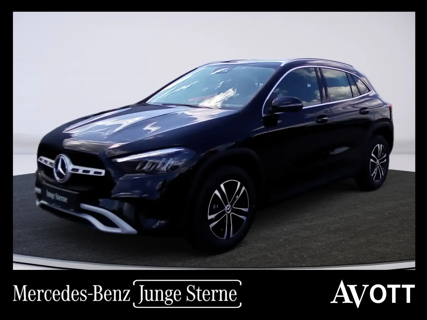 Mercedes-Benz GLA 180 Ö-Edition Schwarz - 1