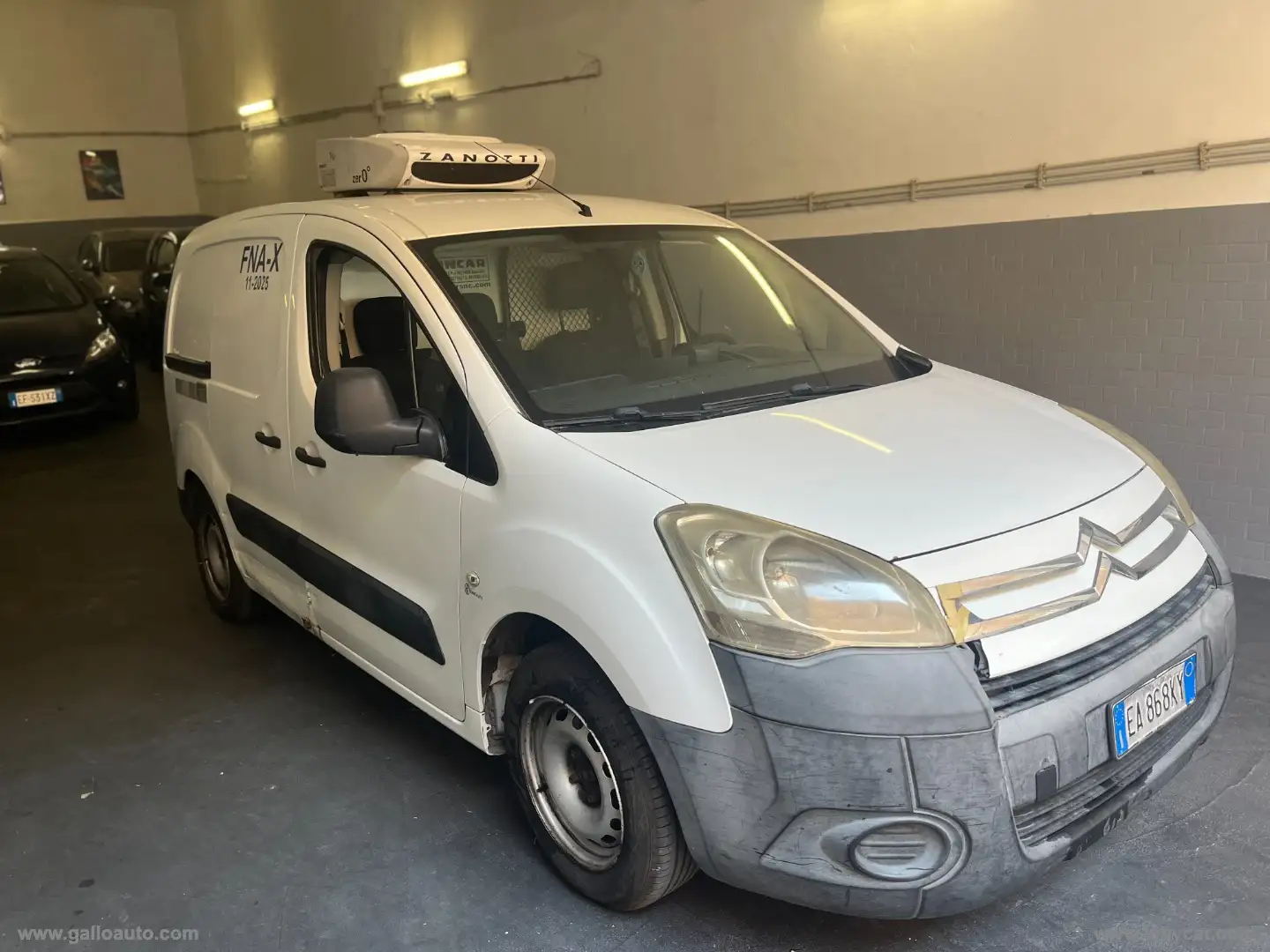Citroen Berlingo 1.6HDi 90 Van 3 p.ti Busin. TR Blanc - 2