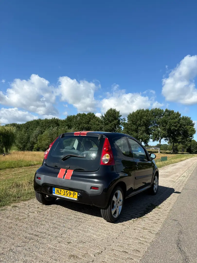 Peugeot 107 GT Street Racing Noir - 2