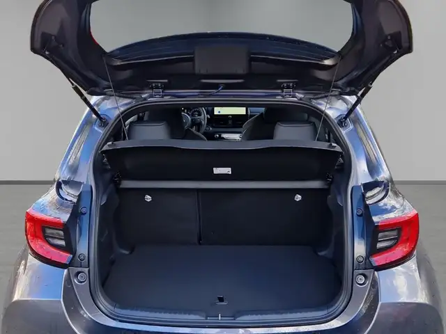 Toyota Yaris view 9