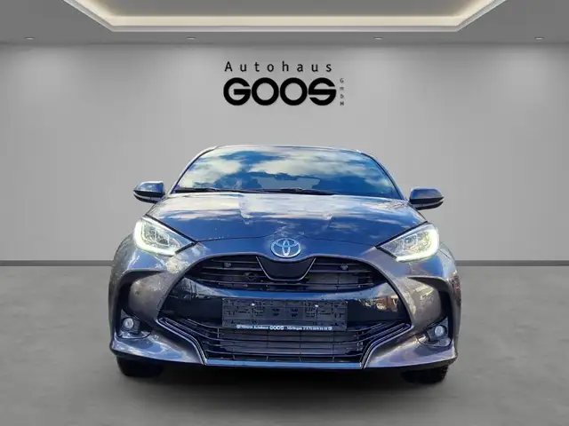 Toyota Yaris view 8