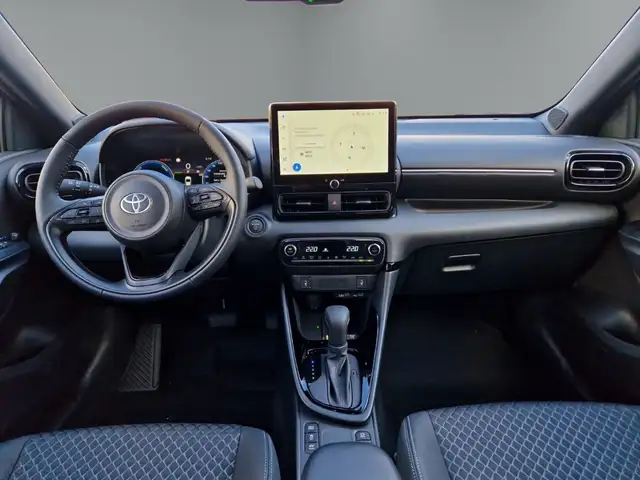 Toyota Yaris view 13