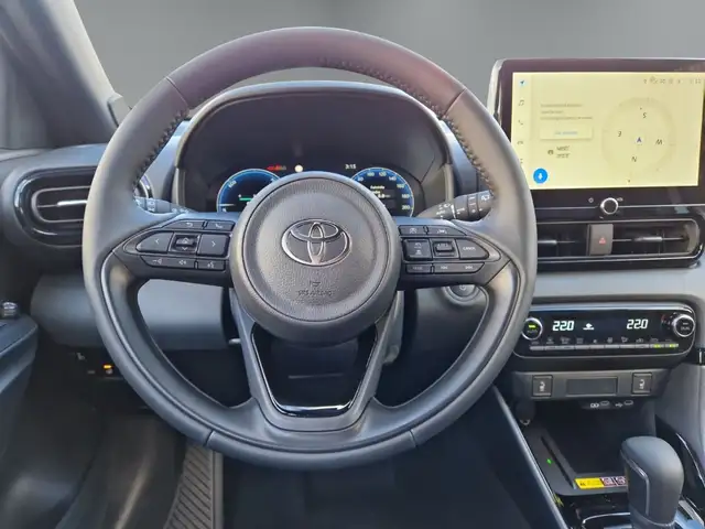 Toyota Yaris view 14