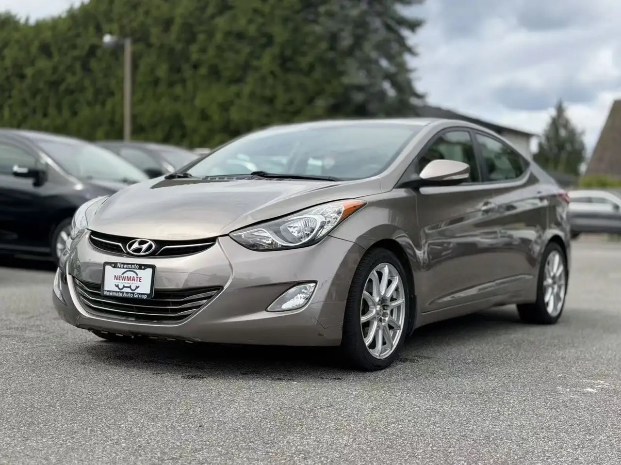 Hyundai ELANTRA снимка Hyundai ELANTRA
