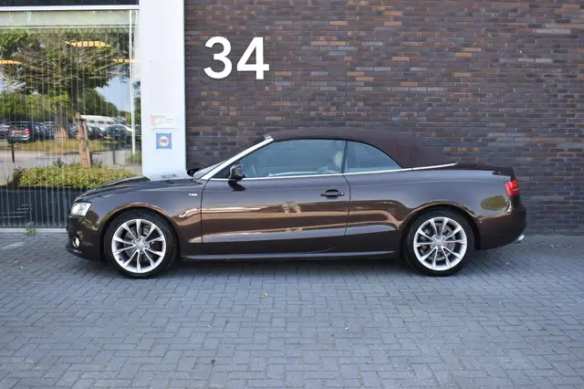Audi A5 view 7