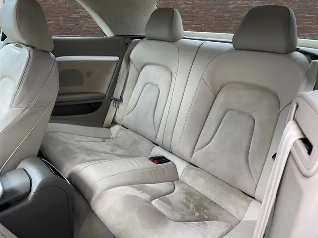 Audi A5 view 5