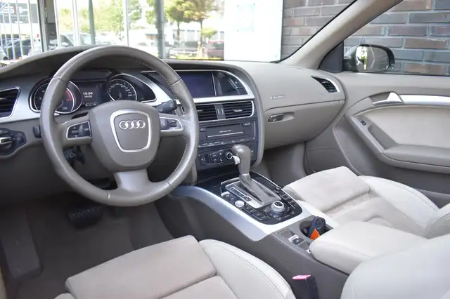 Audi A5 view 14