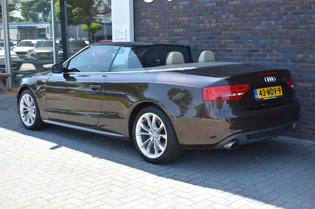 Audi A5 view 2
