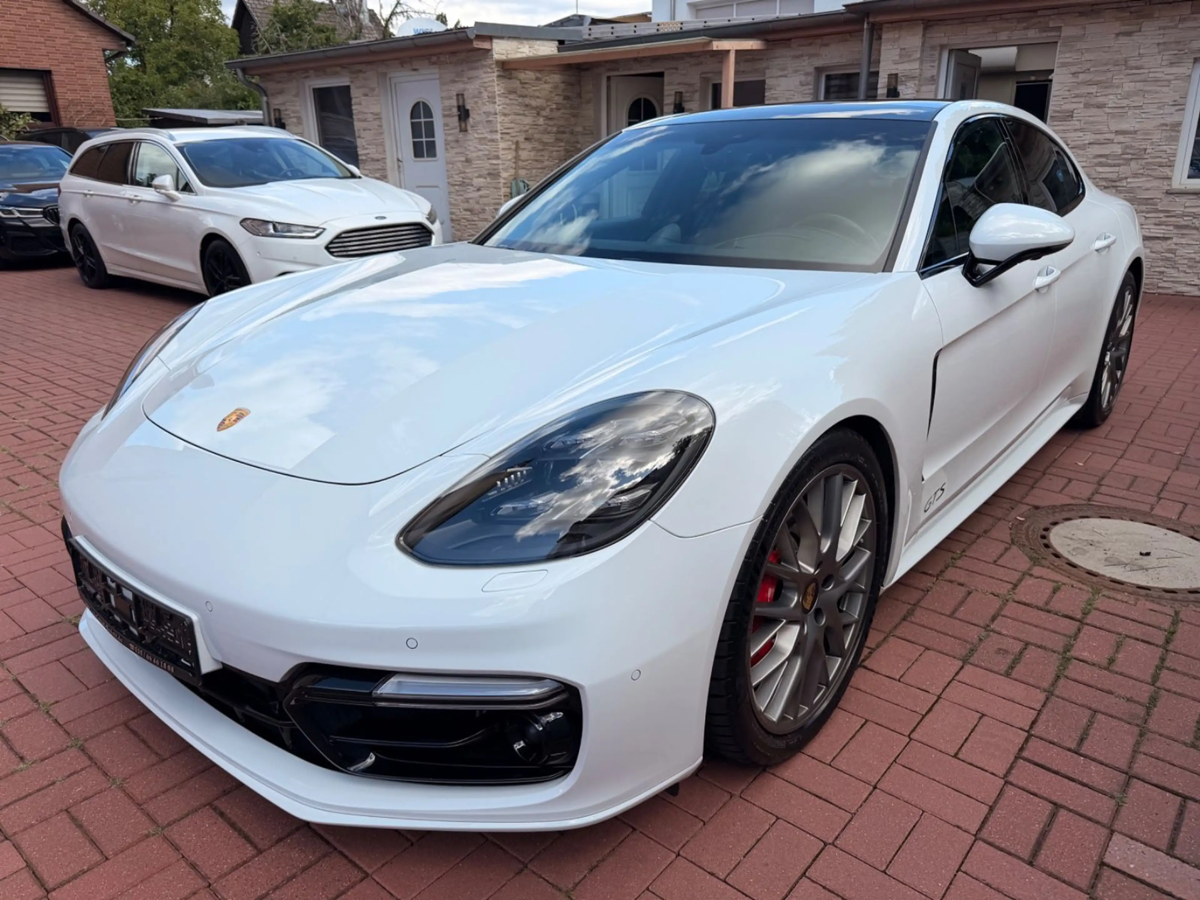 Porsche Panamera GTS VOLL+BOSE+PANO+360 KAMERA