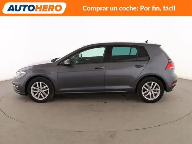 Volkswagen Golf view 3