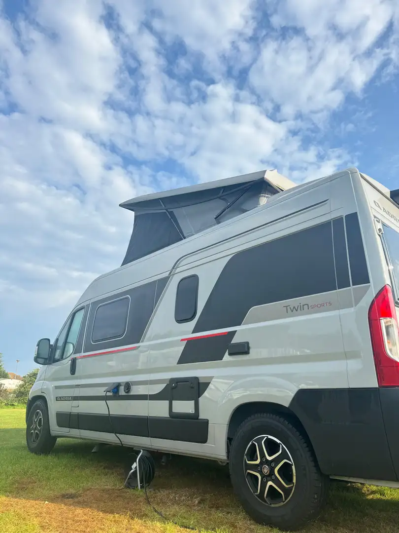 Fiat Ducato ADRIA Twin Sports 600 SPB Grau - 2