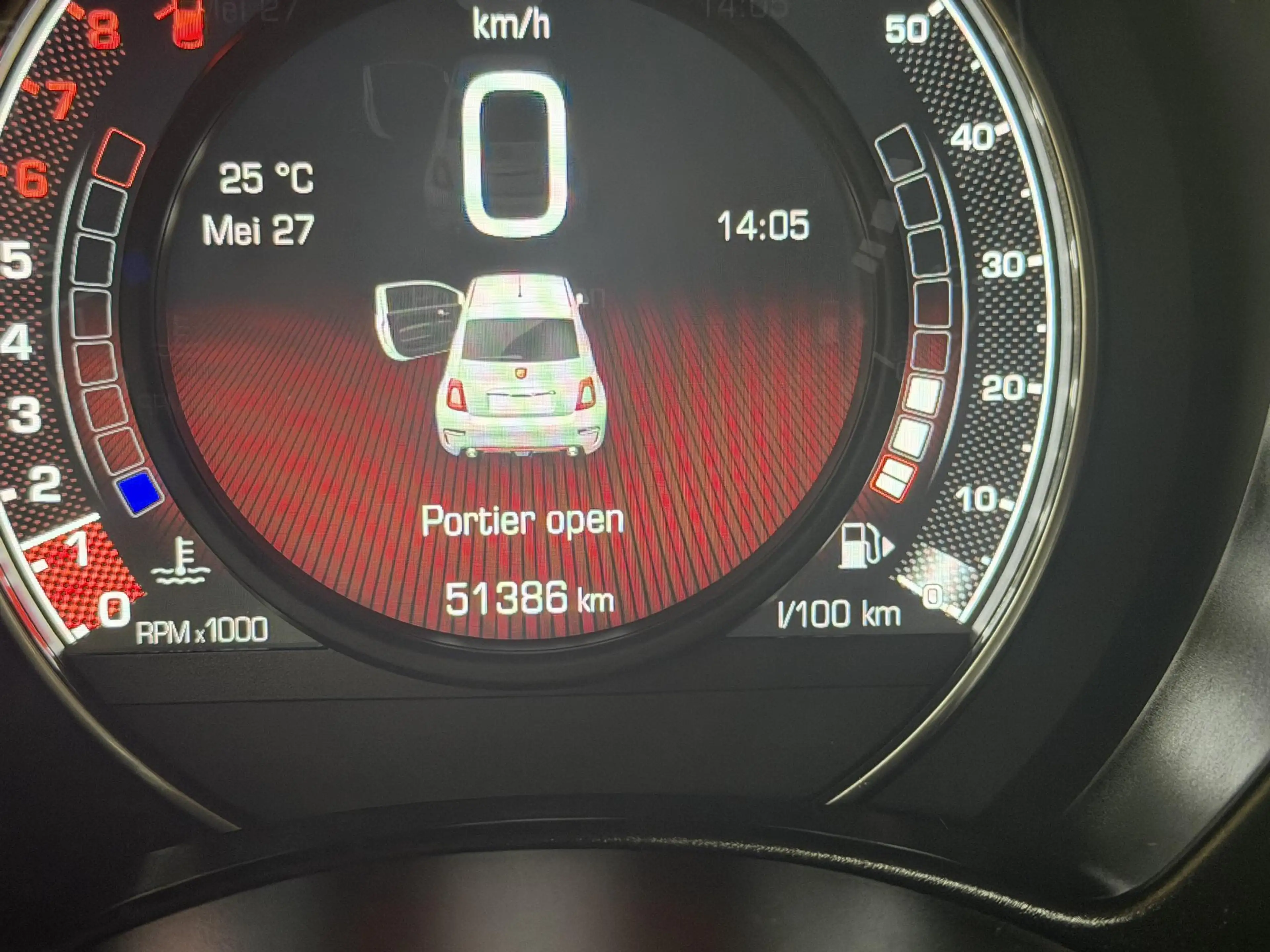 Fiat 500 Abarth 1.4 T-Jet Turismo 595 PISTA | 70 ANNIVERSARY | NAR — photo 45