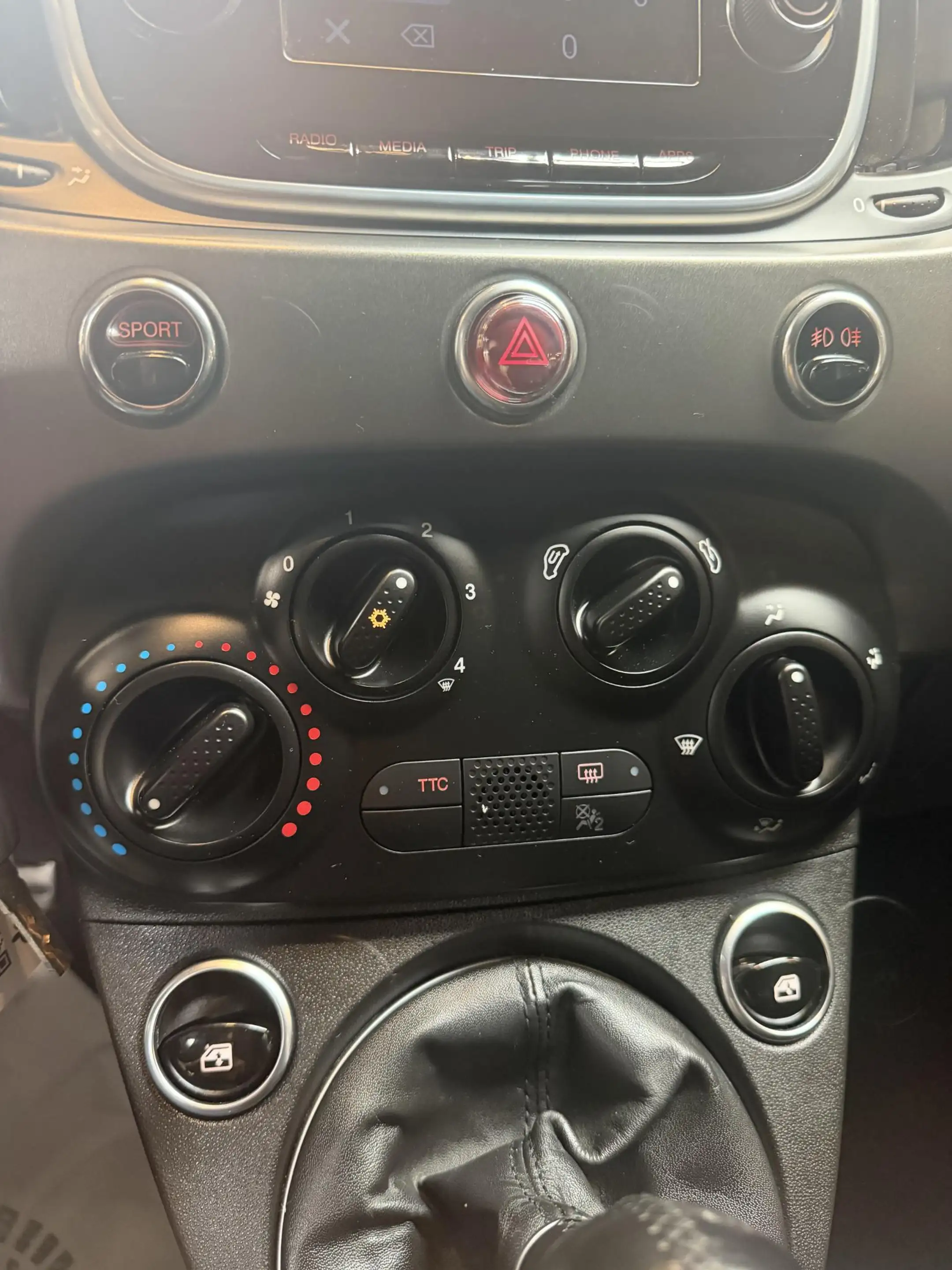 Fiat 500 Abarth 1.4 T-Jet Turismo 595 PISTA | 70 ANNIVERSARY | NAR — photo 43