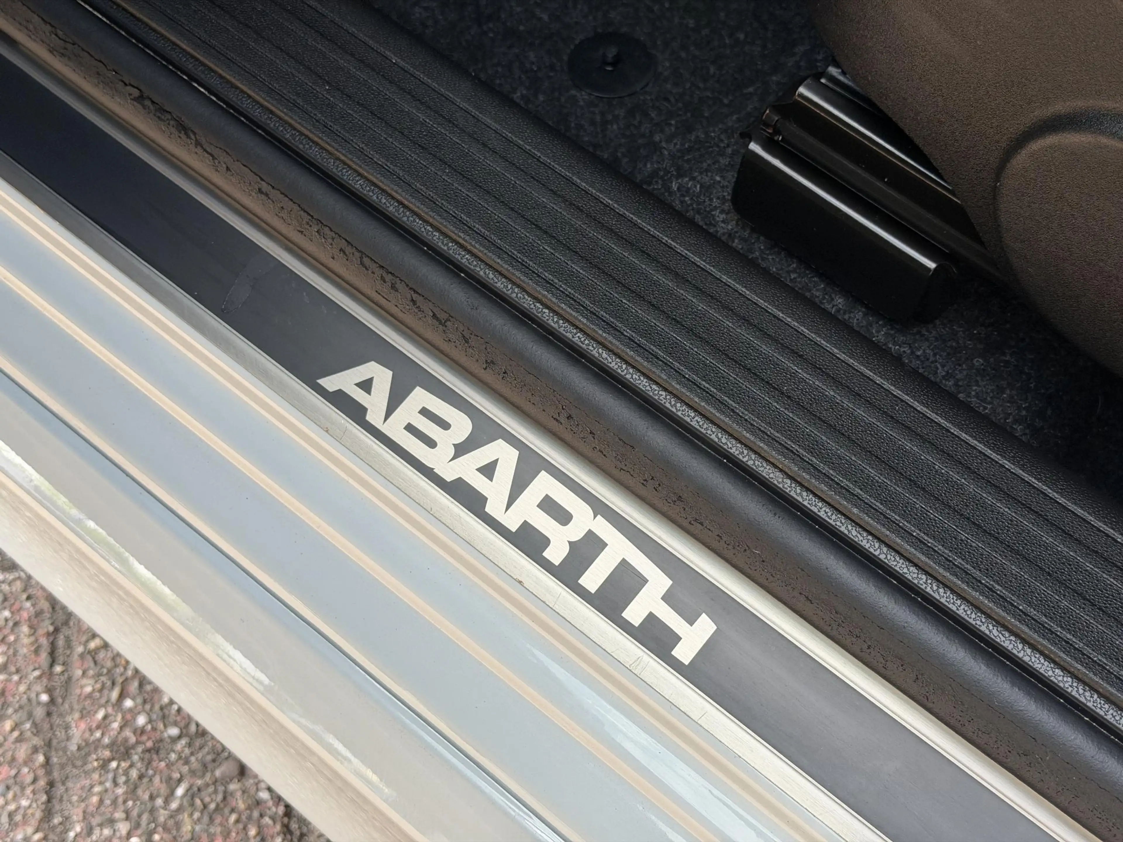 Fiat 500 Abarth 1.4 T-Jet Turismo 595 PISTA | 70 ANNIVERSARY | NAR — photo 17