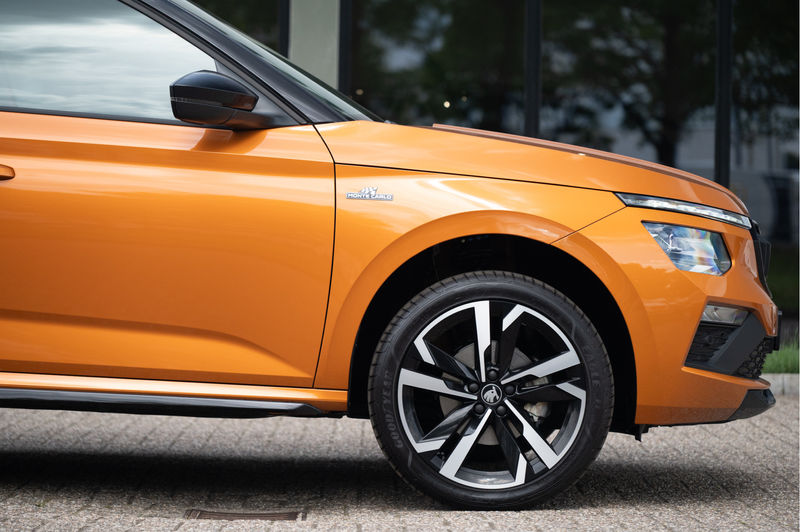 Skoda Kamiq 1.0 TSI Monte Carlo | Pano | Trekhaak | Camera | S — photo 7