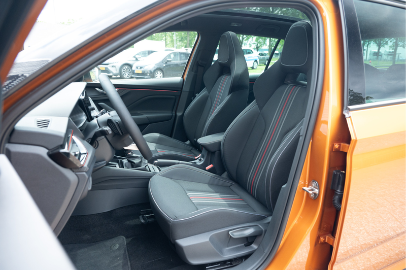 Skoda Kamiq 1.0 TSI Monte Carlo | Pano | Trekhaak | Camera | S — photo 16